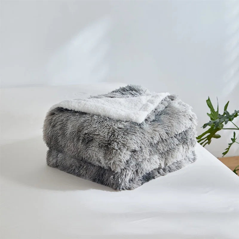Adalayna Throw Blanket