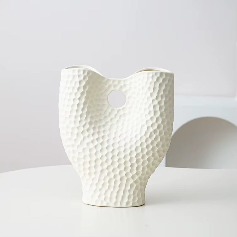 Nordic Golden Ceramic Vase Modern Home Decoration Ornaments Countertop Vase Creative Living Room Flower Arrangement Vase