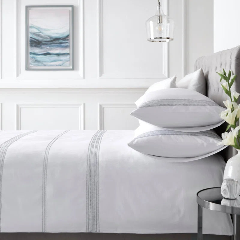 Embroidered Band Cotton No Pattern Duvet Cover Set with Pillowcases