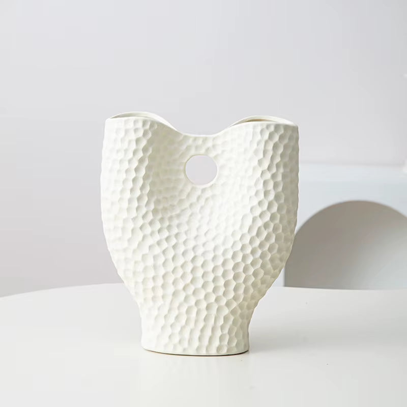 Nordic Golden Ceramic Vase Modern Home Decoration Ornaments Countertop Vase Creative Living Room Flower Arrangement Vase