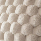 1PC Pineapple Grid 3D Soft Plush Throw Pillow Cover Decorative Cushion Case for Sofa Living Room Bedroom & Home Decor