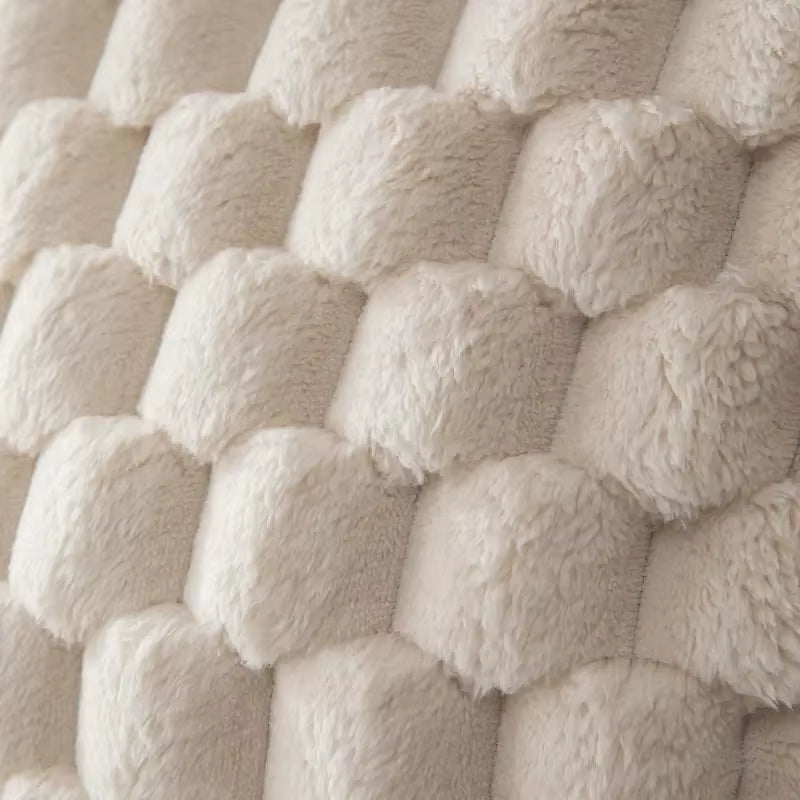 1PC Pineapple Grid 3D Soft Plush Throw Pillow Cover Decorative Cushion Case for Sofa Living Room Bedroom & Home Decor